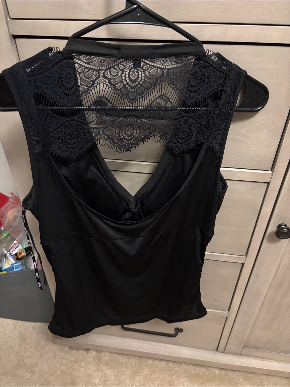 XOXO Black Lace-Back Ruched V-Neck Tank - Picture 2 of 5